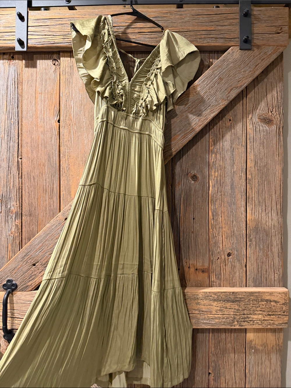 Tahari pistachio Ruffle V-Neck Maxi Dress with tie in the back